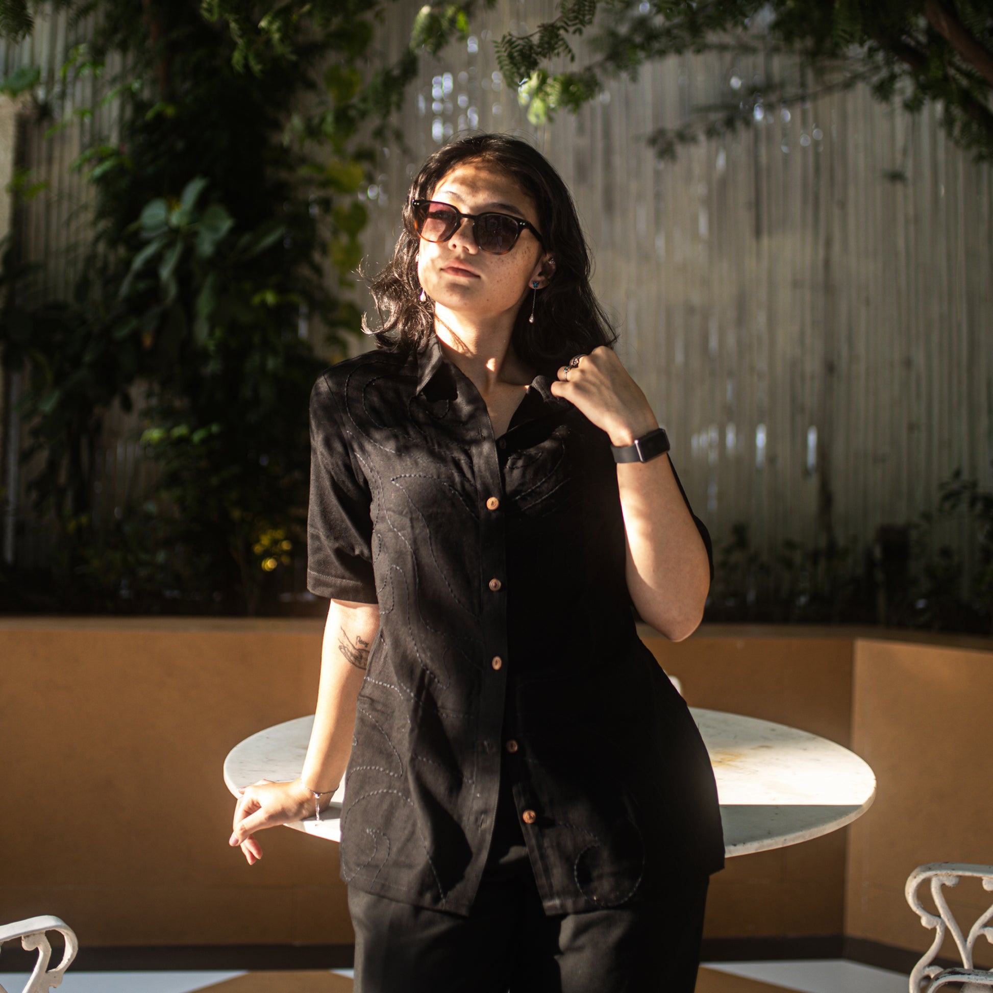 Chhaya Black Kantha-stitched cotton-linen shirt – women’s relaxed fit