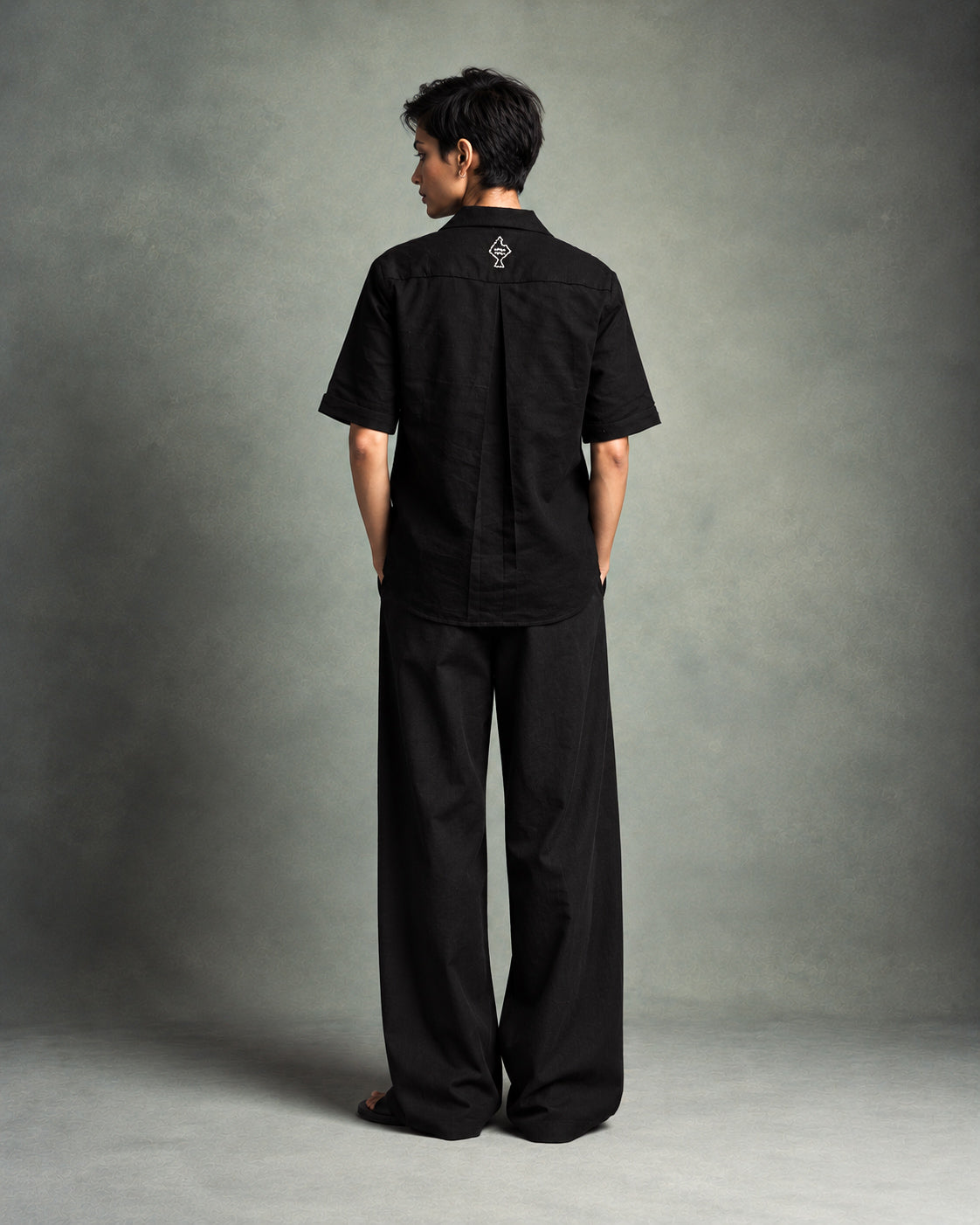 MANCHITRA BLACK SHIRT - WOMEN